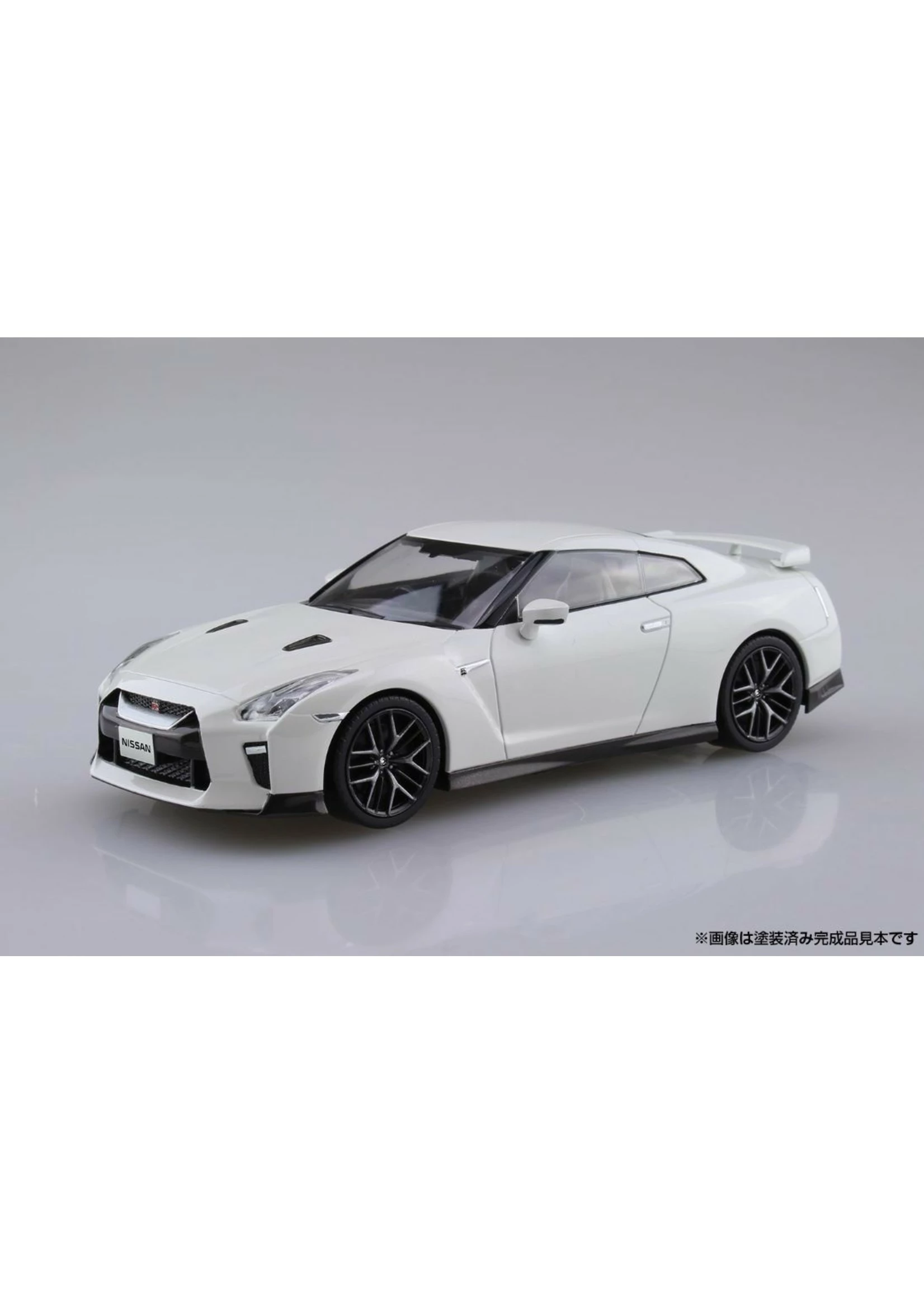 Aoshima 05639 - 1/32 Nissan GT-R - Brilliant White Pearl - Image 2
