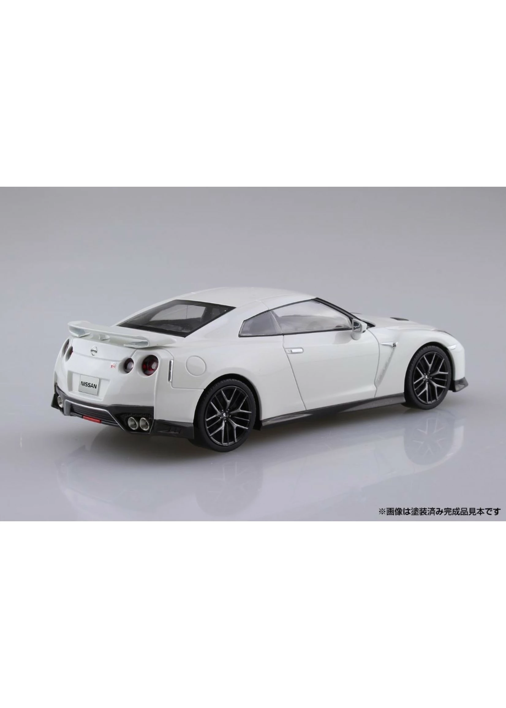 Aoshima 05639 - 1/32 Nissan GT-R - Brilliant White Pearl - Image 3