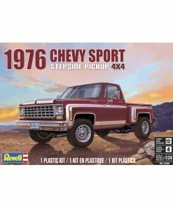 Revell 4486 - 1/24 1976 Chevy Sport Stepside Pickup 4x4