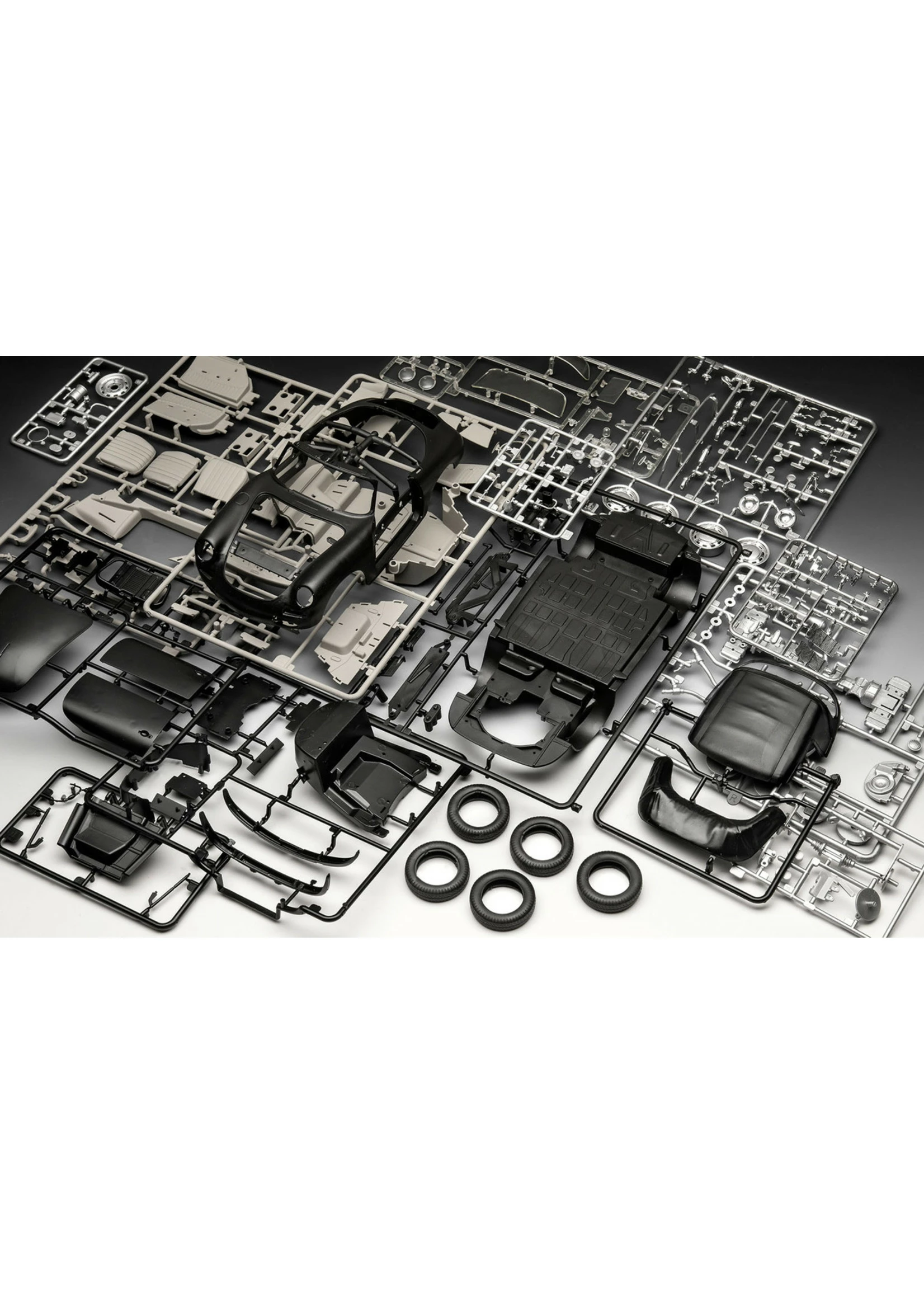 Revell Of Germany 07043 - 1/16 Porsche 356 C Cabriolet - Image 5