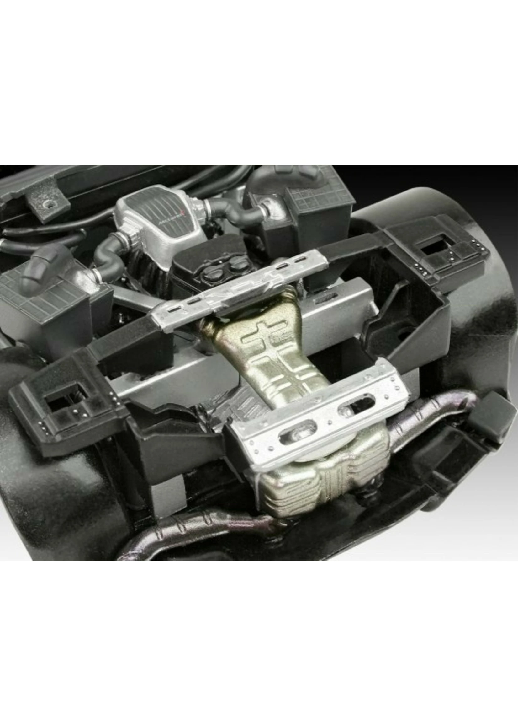 Revell Of Germany 07051 - 1/24 McLaren 570S - Image 2